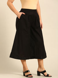 Culottes Embroidered-Black