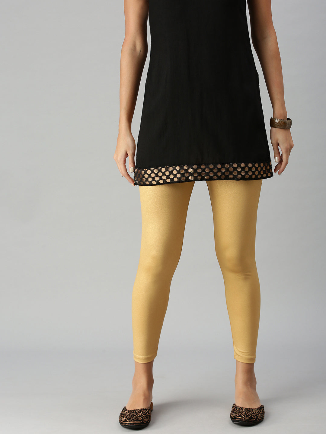 Women Solid Bright Gold Slim Fit Shimmer Leggings
