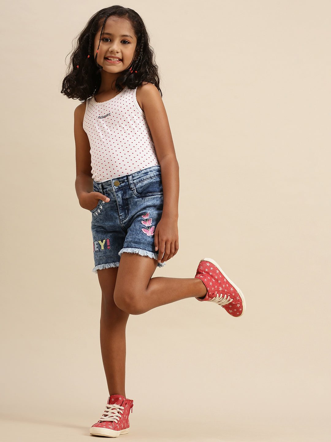 Cute Girl Short Denim Overalls Holding Stock Photo 591194435 | Shutterstock